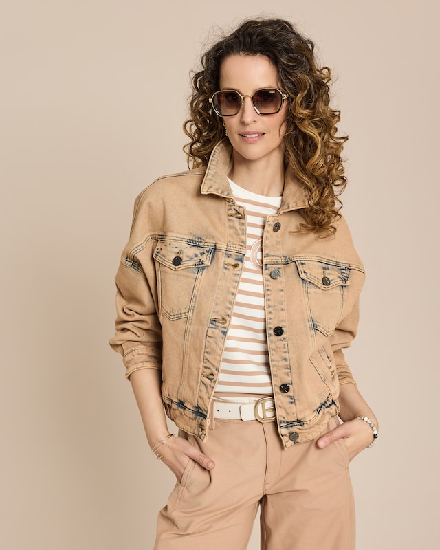 Jeansjacke mit überschnittener Schulter