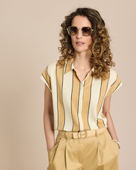 Produktabbildung für Blusenshirt mit Knopfleiste