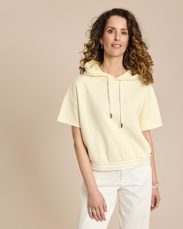 Pullover mit Kapuze kurzärmlig