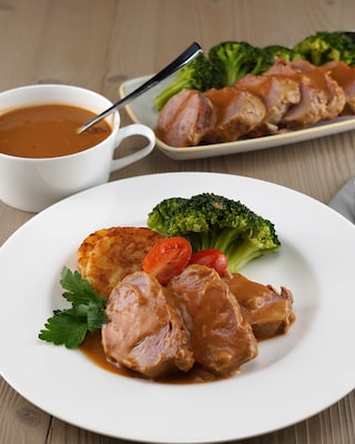 Produktabbildung 1 für Schweinefilet mit Mozzarella-Füllung, 900 g