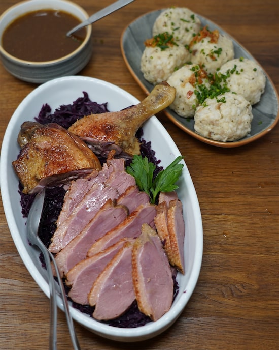 Produktabbildung für Entenbrust & -keule, 1.100 g