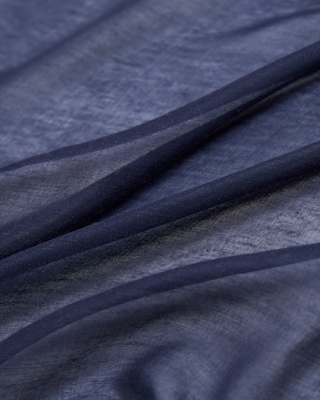 Produktabbildung 3 für Tuch mit Saum Stickerei