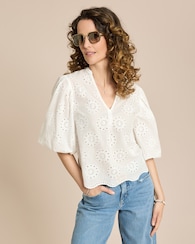 Produktabbildung für Bluse mit Lochstickerei und Ballonarm