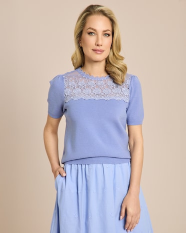 Produktabbildung für Pullover mit Spitzeneinsatz