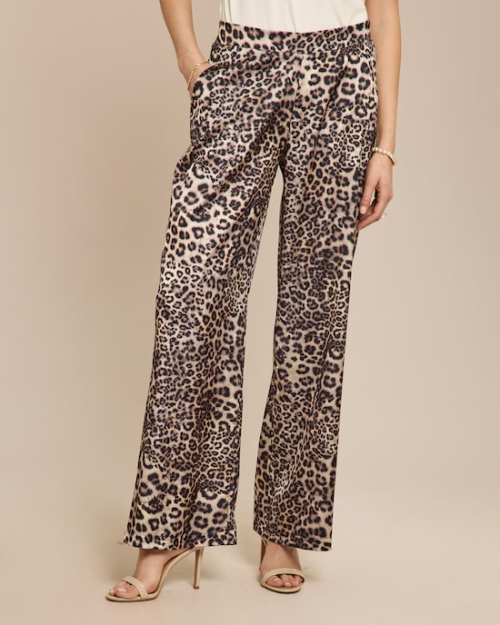 Produktabbildung für Marlenehose mit Animaldruck