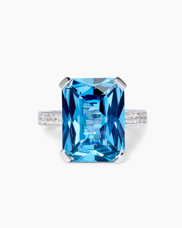 Ring mit Zirkonia