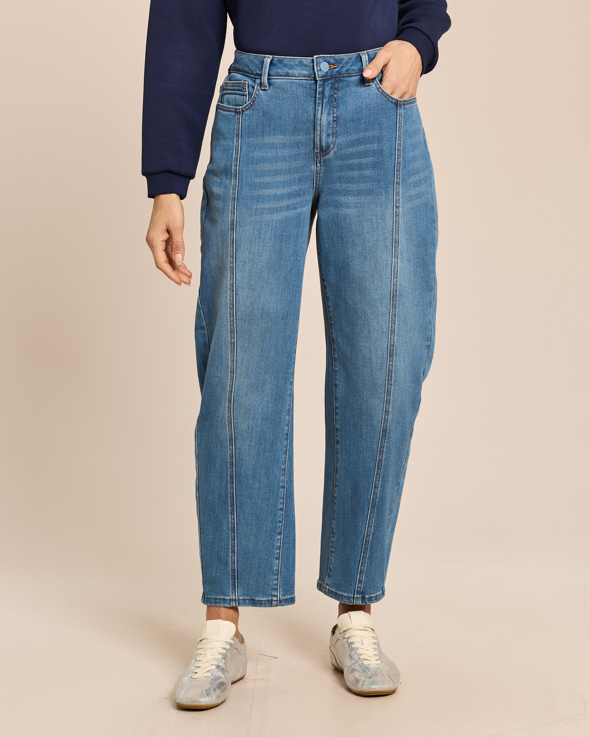 Produktabbildung für Relaxed Jeans mit Stickerei