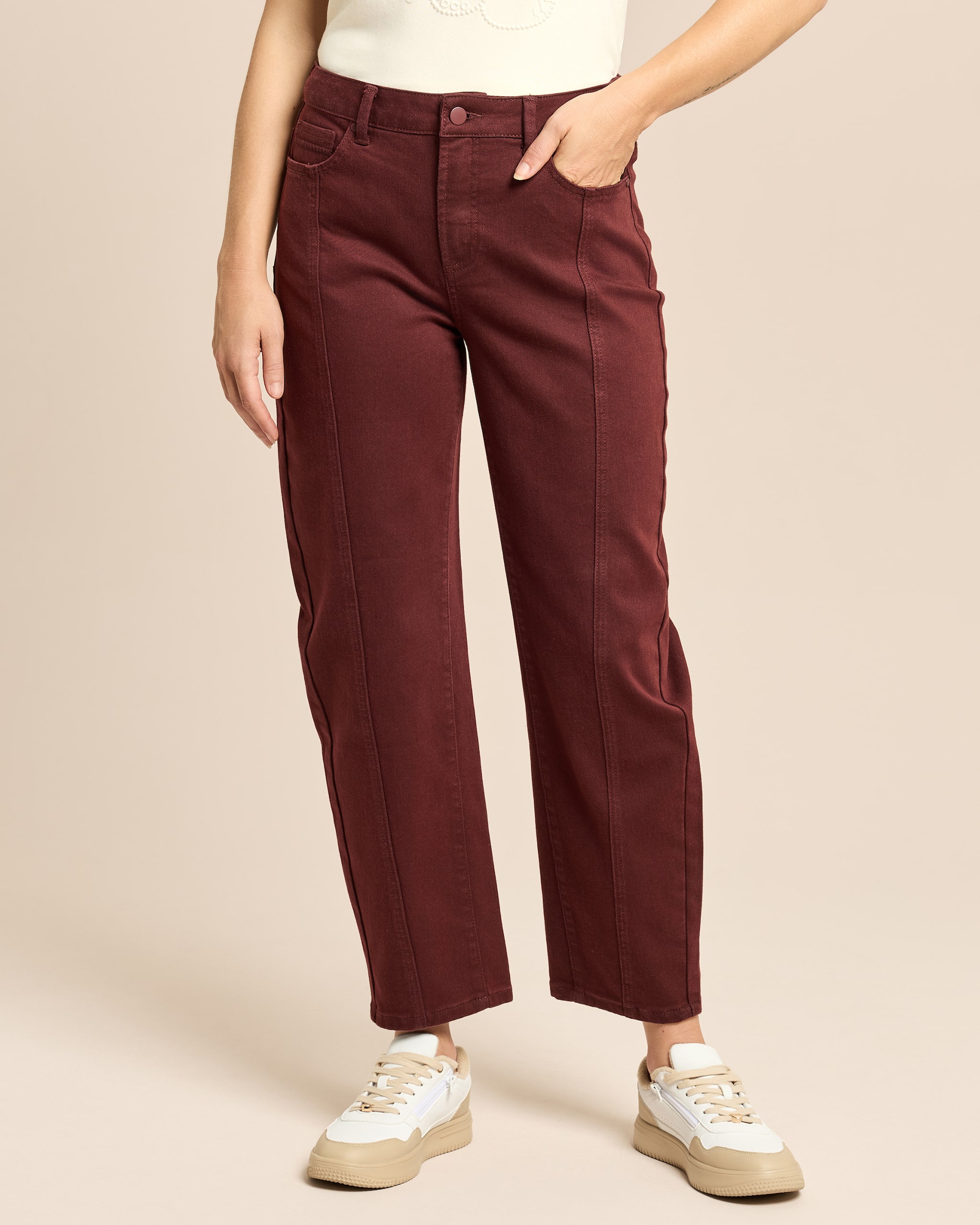 Produktabbildung für Relaxed Jeans mit Stickerei