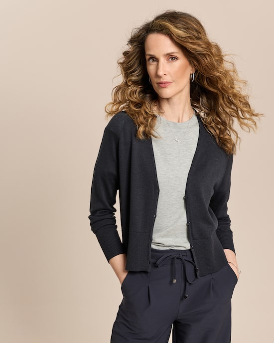 Produktabbildung für Strickjacke mit Raglanarm