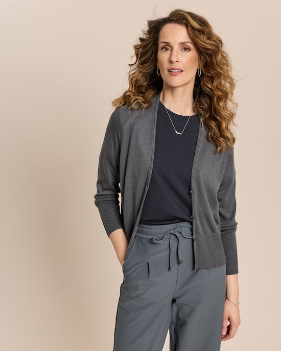 Produktabbildung für Strickjacke mit Raglanarm