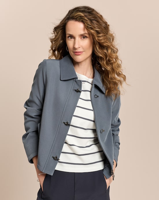 Produktabbildung für Jacke mit Hakenverschluss