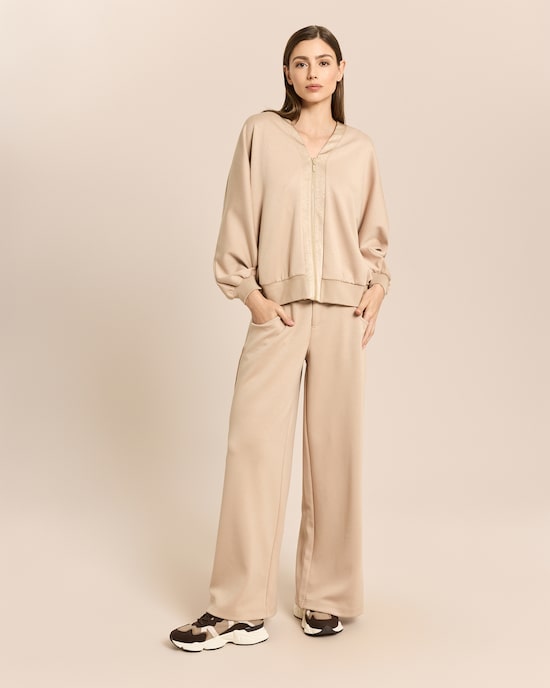 Produktabbildung für Zweiteiliges Jersey-Set mit Satin-Details