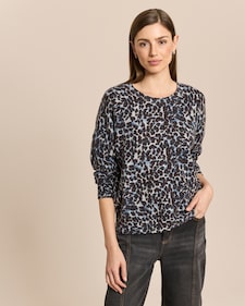 Produktabbildung für Strickpullover mit Leo Print