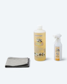 Produktabbildung für Kunststoff- und Caravan-Reiniger, 1.000 ml & Tuch