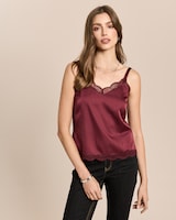 Produktabbildung für Satin-Top mit Spitze