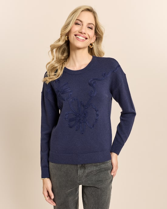 Produktabbildung für Pullover mit Blumendetail