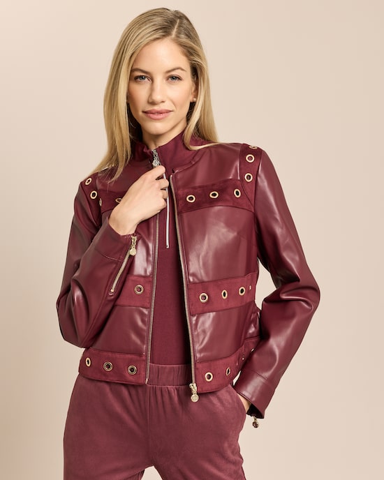Produktabbildung für Lederimitatjacke mit Oesenverzierung