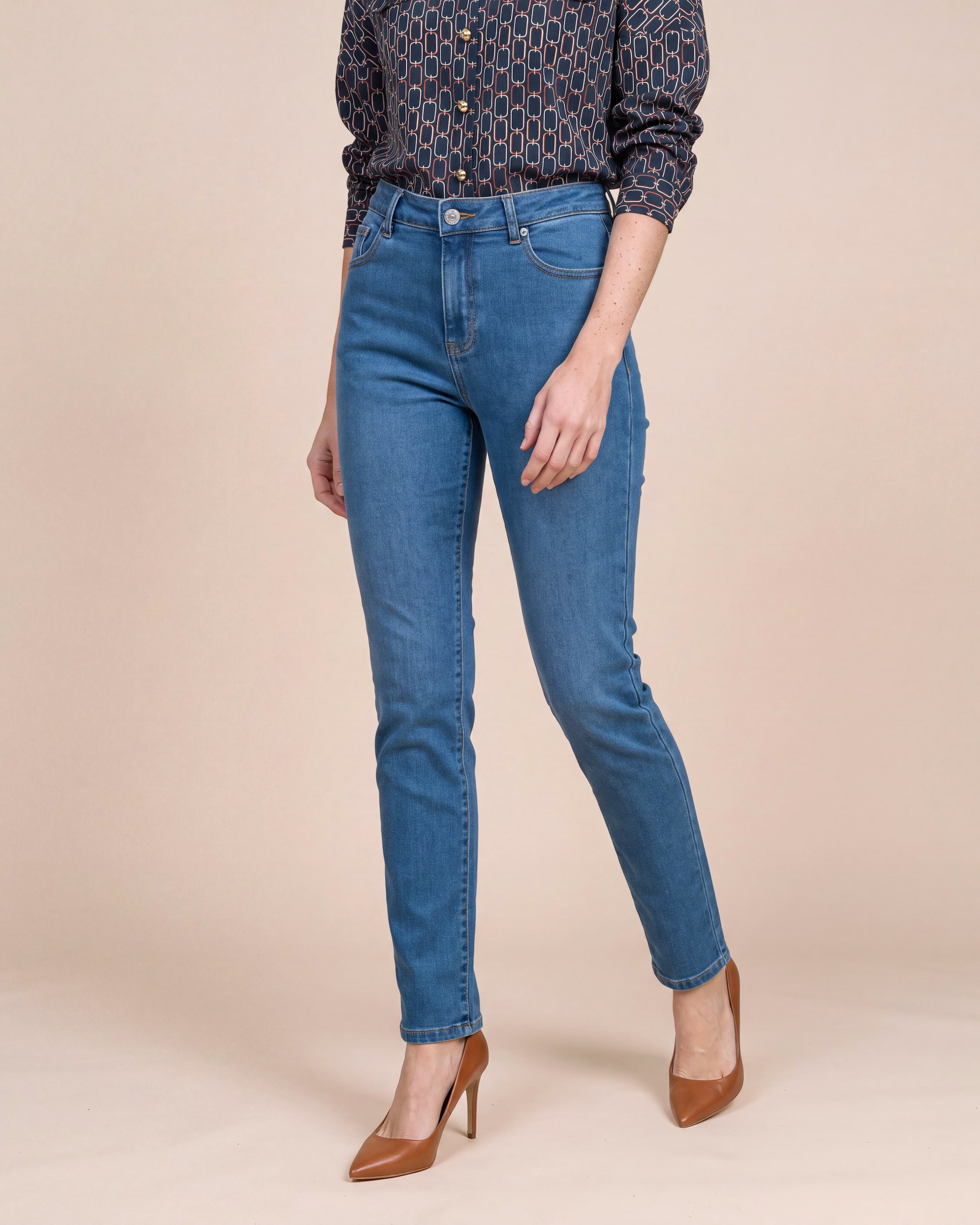 Produktabbildung für Slim Fit Jeans mit Lyocell
