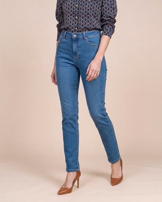 Produktabbildung für Slim Fit Jeans mit Lyocell