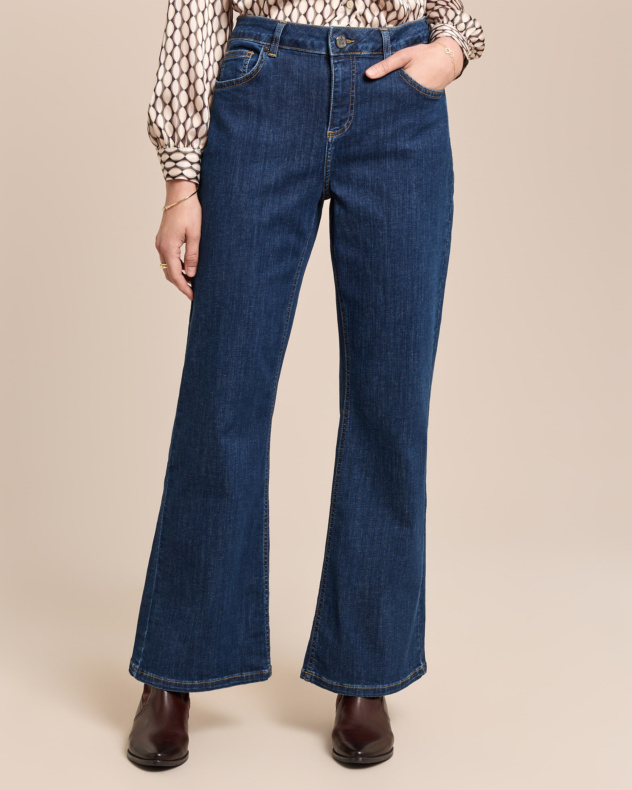 Produktabbildung für Bootcut Jeans