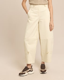 Produktabbildung für Barelleg Hose mit Bunddetail