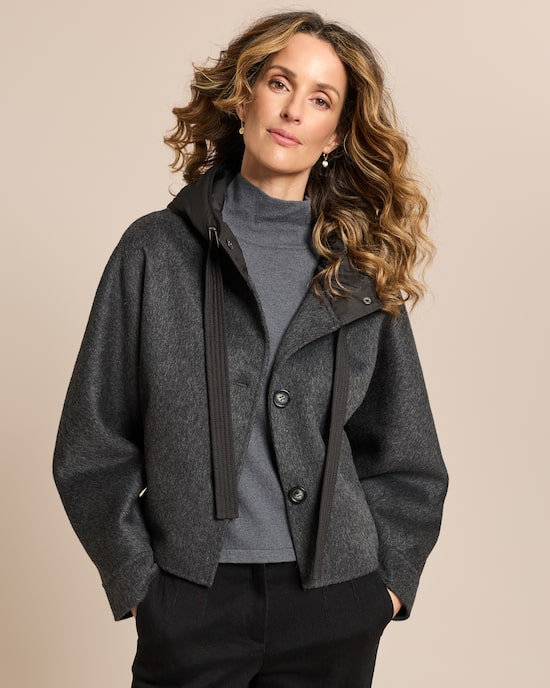 Produktabbildung für Jacke mit wattierter Kapuze