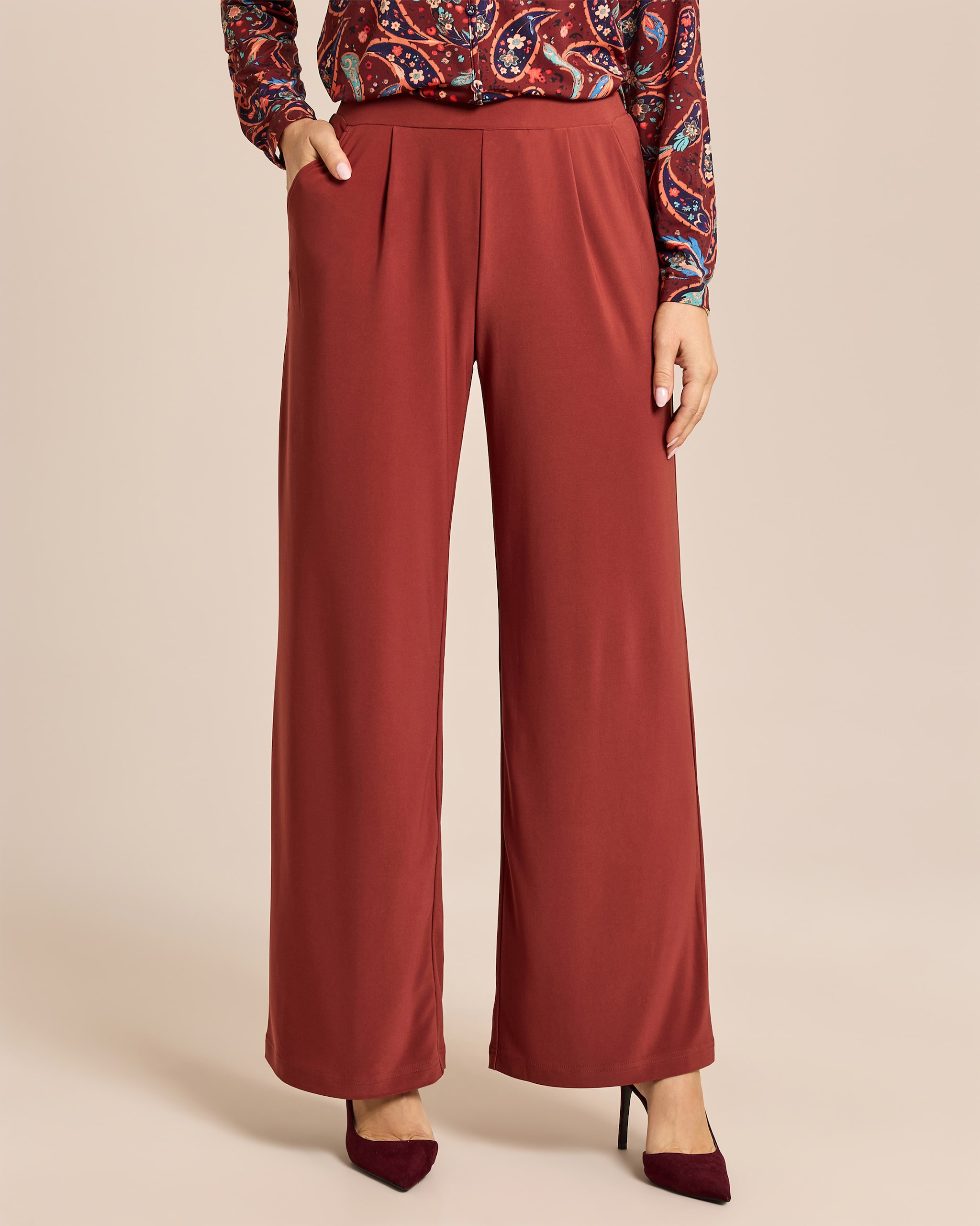 Produktabbildung für Wide Leg Schlupfhose mit Falte