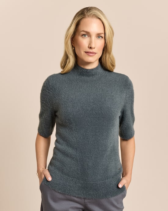 Produktabbildung für Pullover mit Stehkragen und halbem Arm