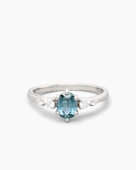 Produktabbildung für Ring mit Montana Saphir & Brillanten