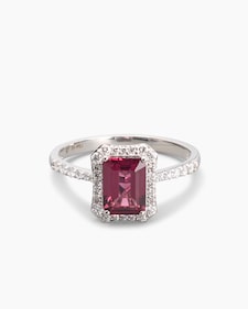 Produktabbildung für Ring mit Rhodolith & Brillanten