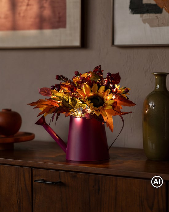 Produktabbildung für LED-Gesteck Herbstdesign in Gießkanne
