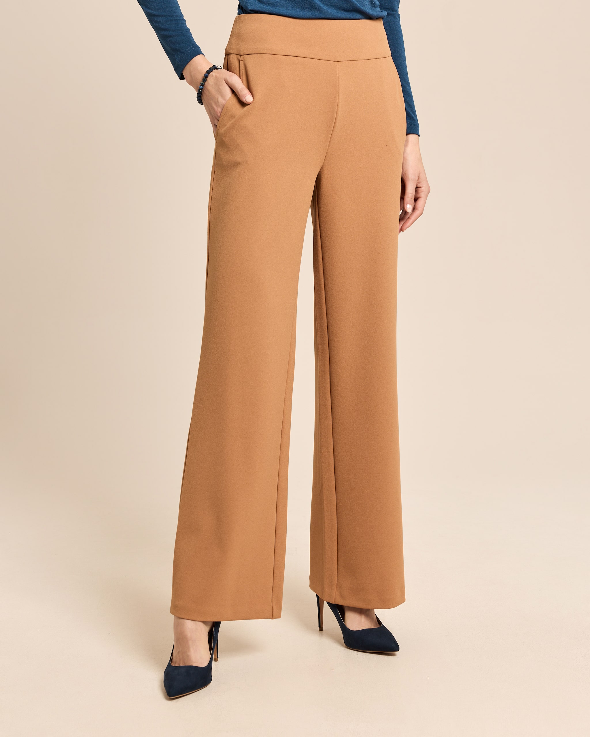 Produktabbildung für Wide Leg Hose aus Crépe