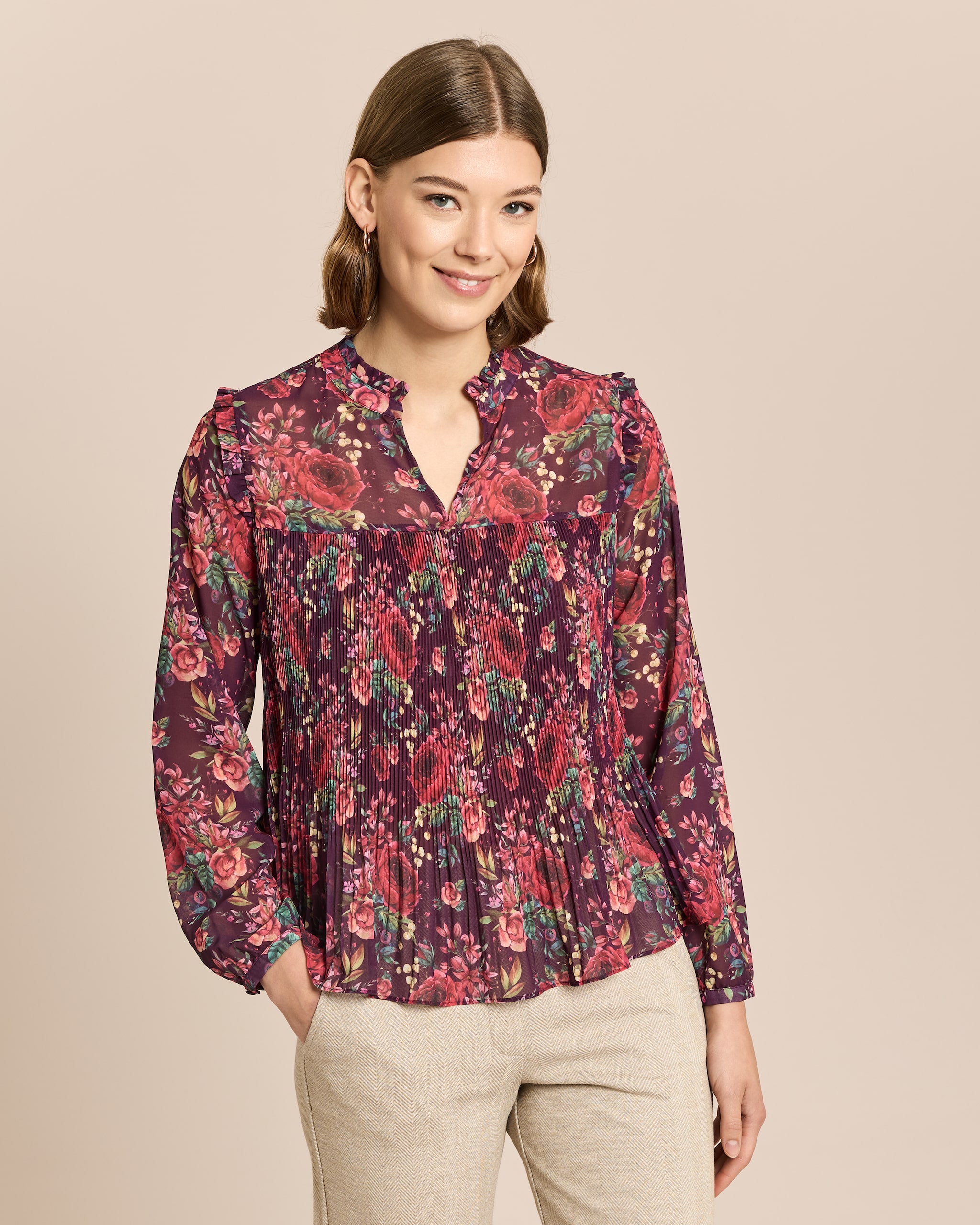 Produktabbildung für Plissée-Bluse mit Exklusivdruck
