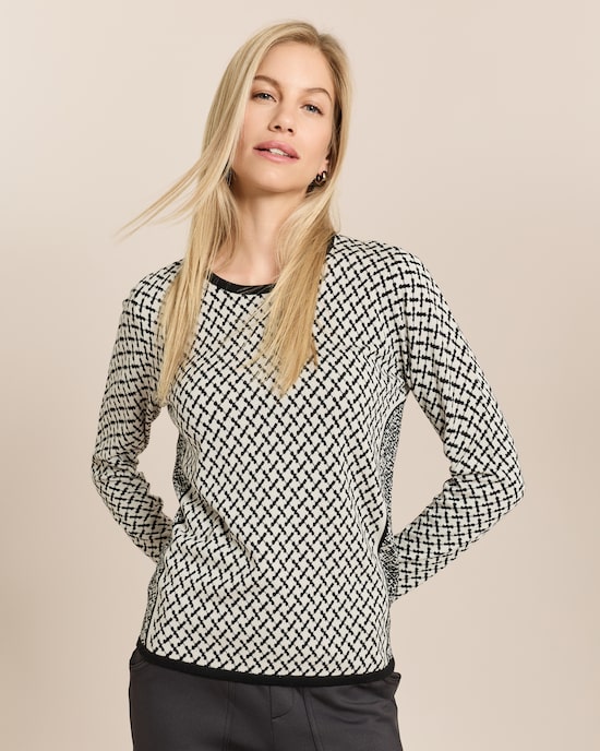 Produktabbildung für Pullover mit Minimal-Design