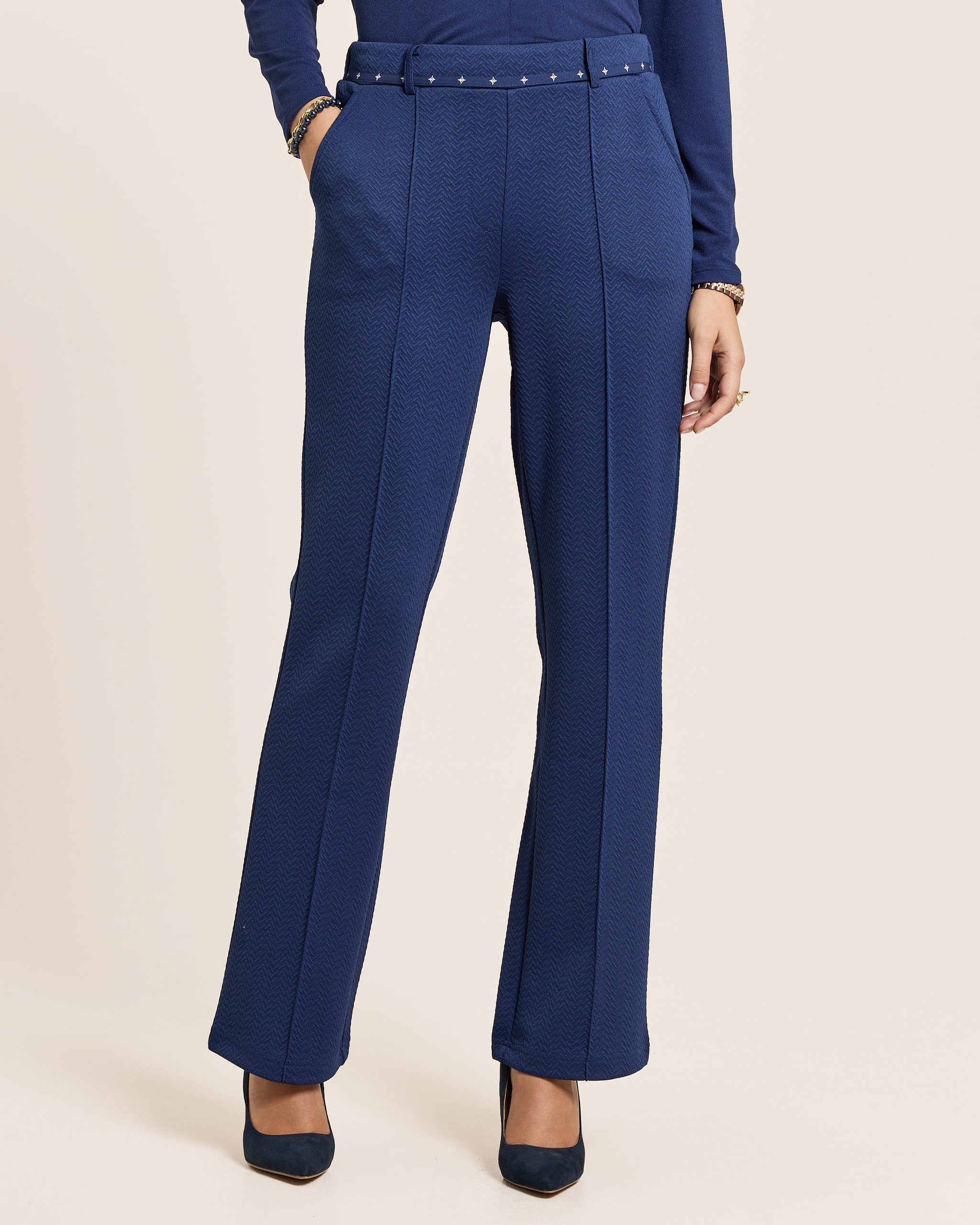 Produktabbildung für Bootcut Hose mit Logoband