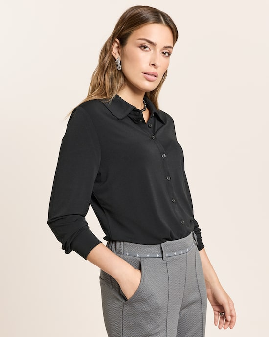 Produktabbildung für Blusenshirt mit Hemdblusenkragen