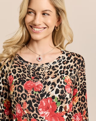 Produktabbildung 5 für Pullover mit Leo-/Rosenprint und Strass