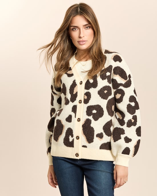 Produktabbildung für Strickjacke mit Leojacquard