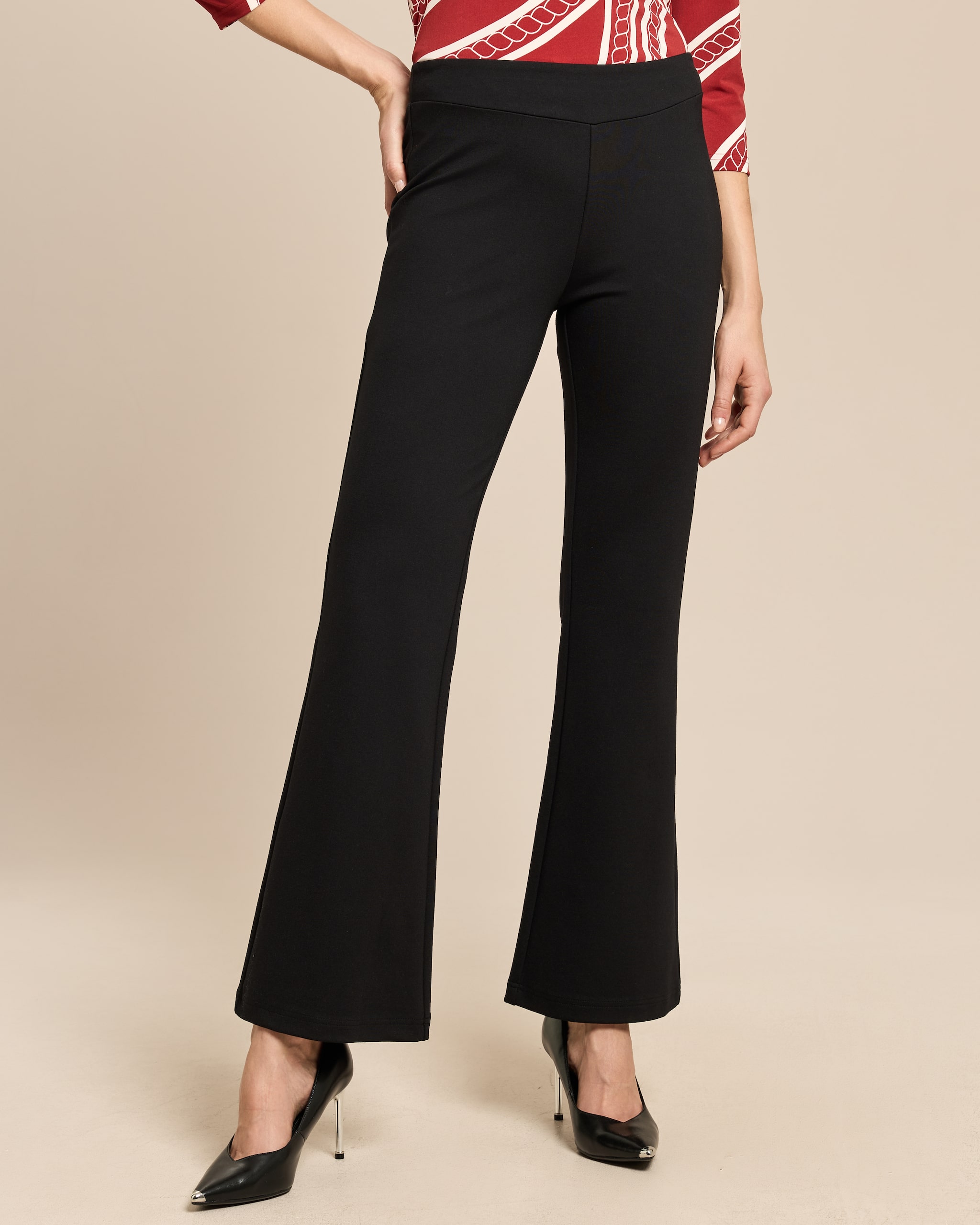 Produktabbildung für Bootcut Hose aus Ponte mit Steinchen