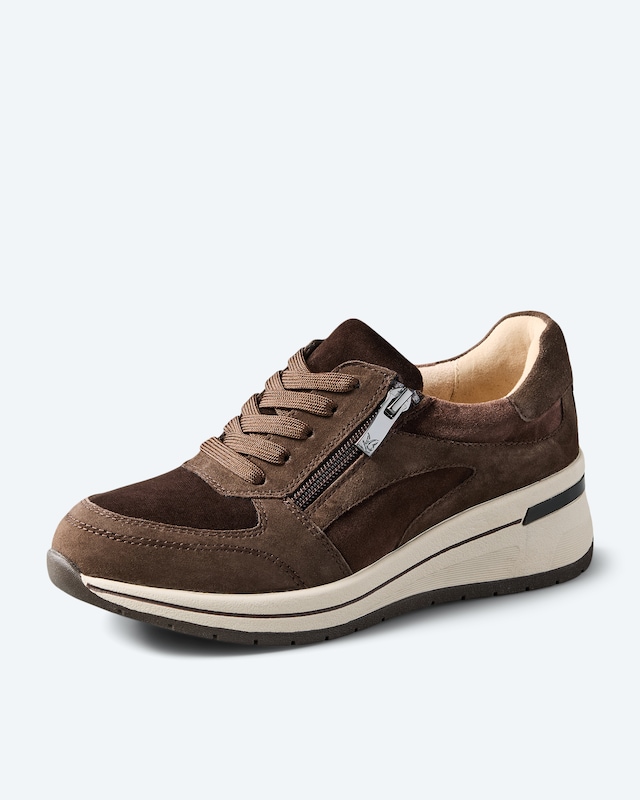 Sneaker mit Keil