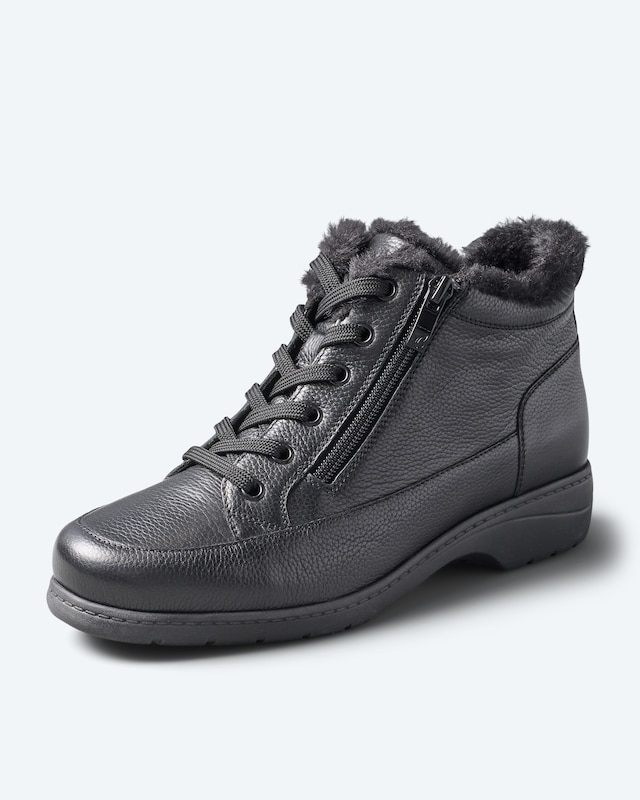 Halbschuh mit Felldeko