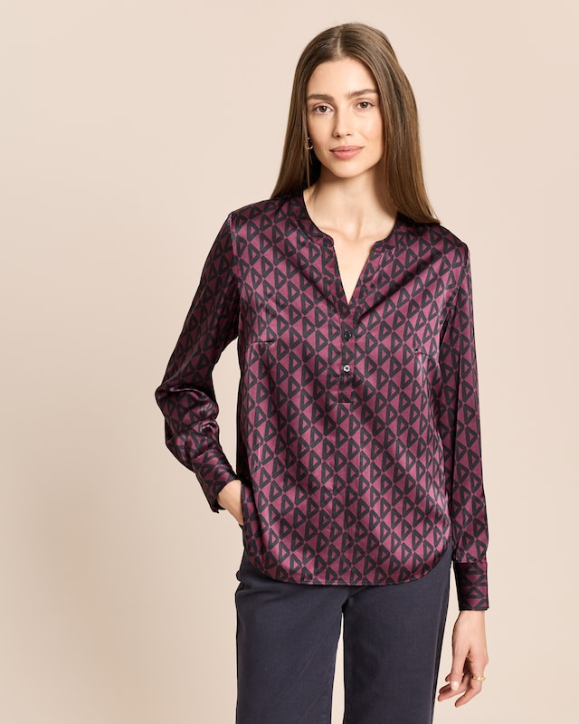 Satinbluse mit grafischem Print