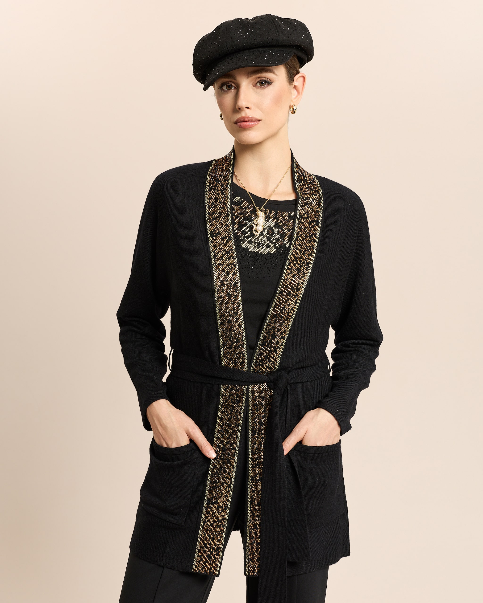 Produktabbildung für Cardigan mit Leostrass und Gürtel