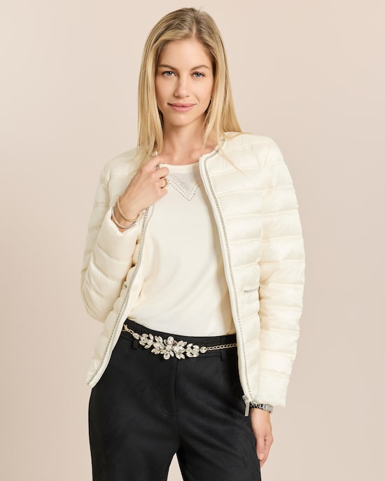 Produktabbildung für Steppjacke mit Dekoverzierung
