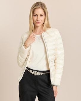 Produktabbildung für Steppjacke mit Dekoverzierung