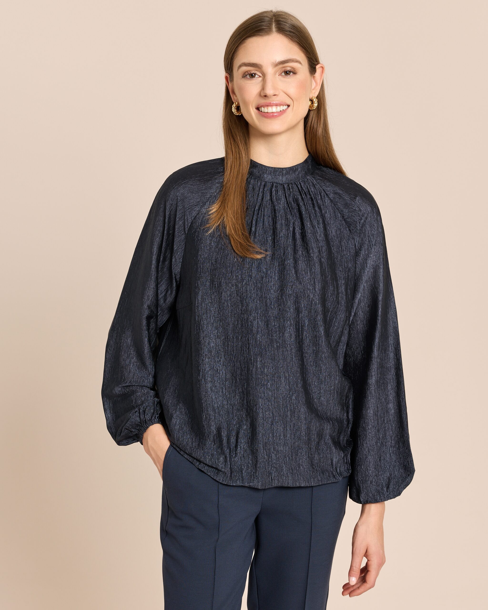 Produktabbildung für Bluse mit Stehkragen