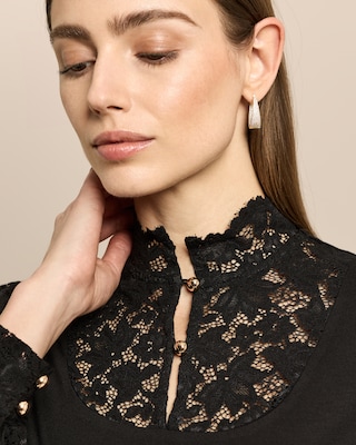 Produktabbildung 5 für Blusenshirt mit Spitze und Knöpfen