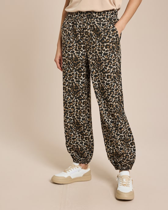 Produktabbildung für Hose mit Leoprint