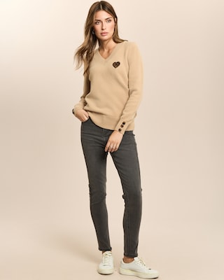 Produktabbildung 3 für Pullover mit Leo-Herz