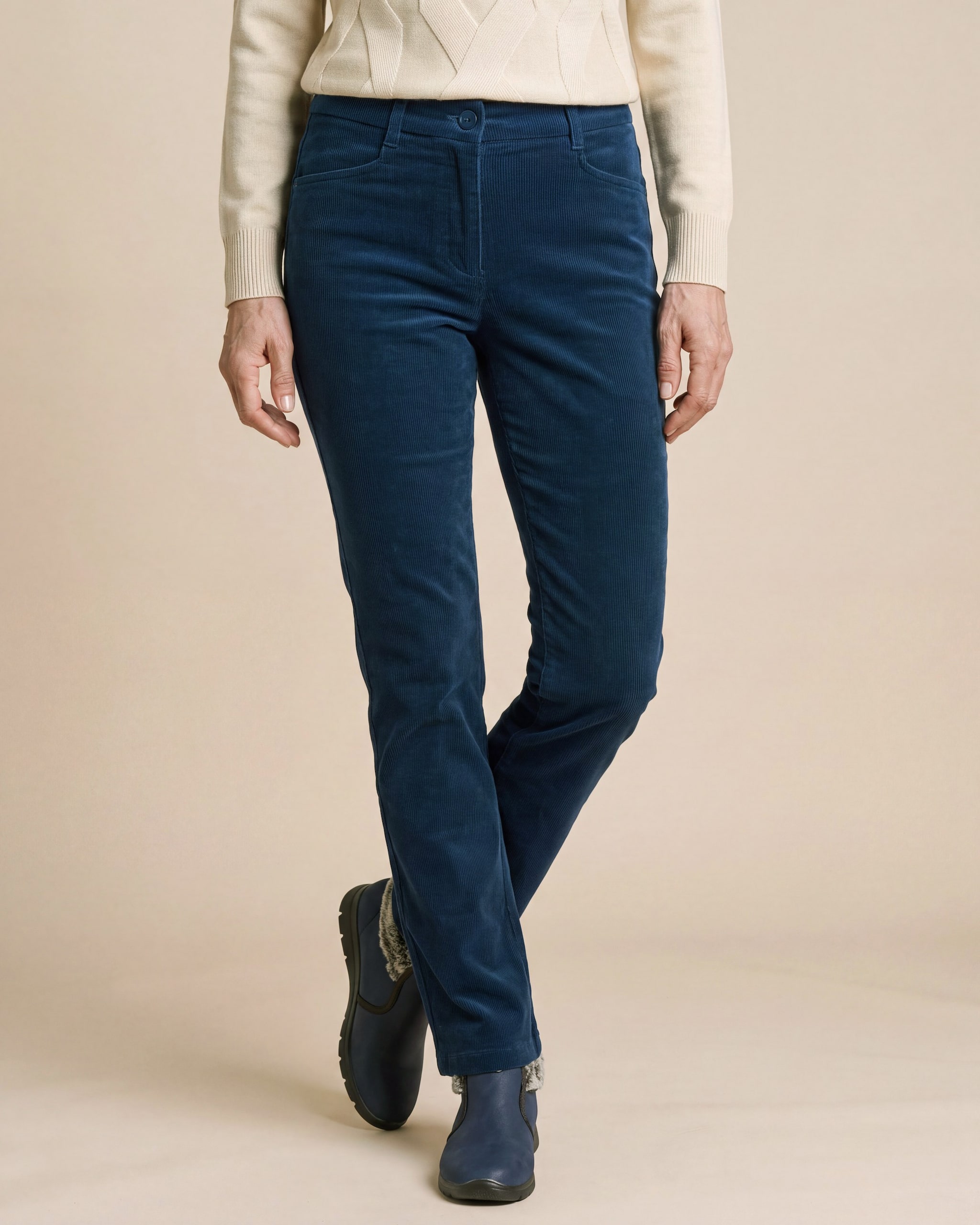 Produktabbildung für Straight Leg Hose aus Cord Stretch